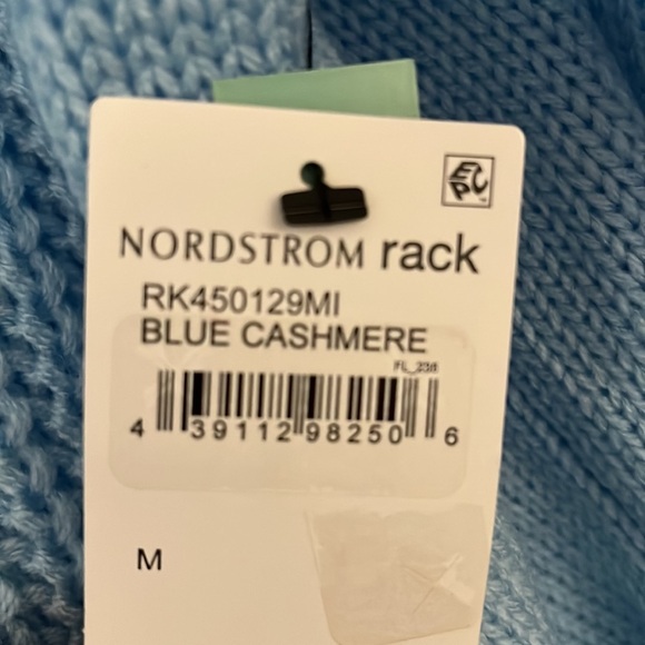 Abound Cable Knit Sweater - Picture 5 of 9